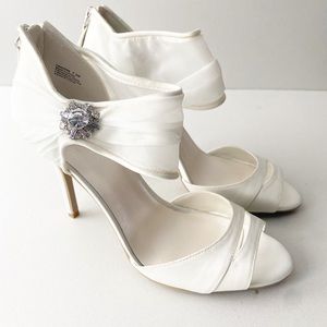 David’s Bridal Ivory Heels